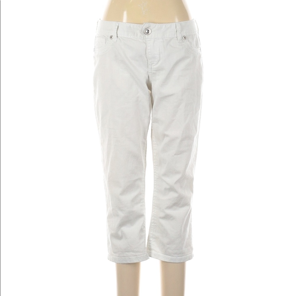 Maurices White Denim Jeans Capris